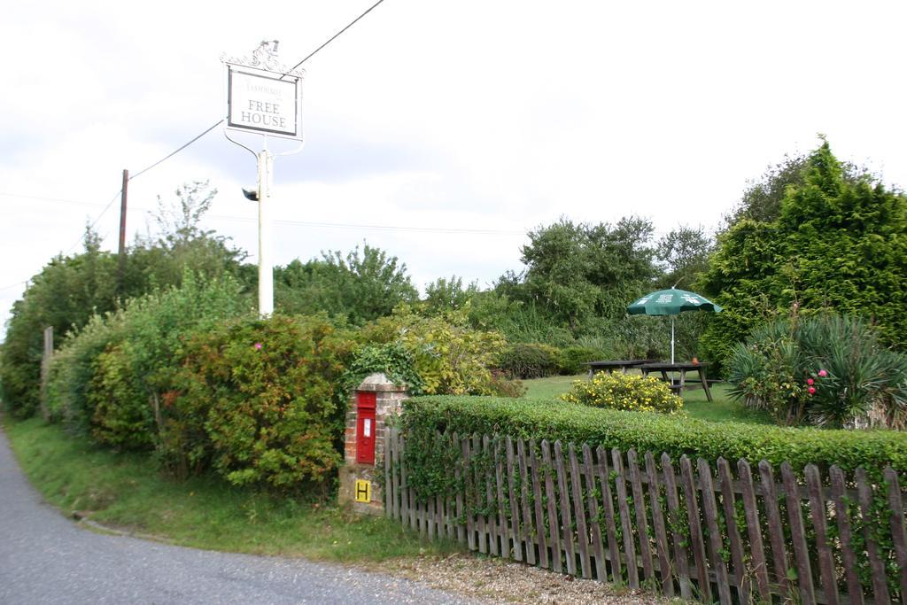 Farmhouse Inn Thaxted Extérieur photo