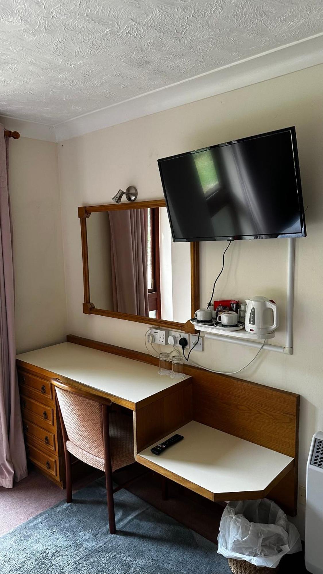 Farmhouse Inn Thaxted Extérieur photo